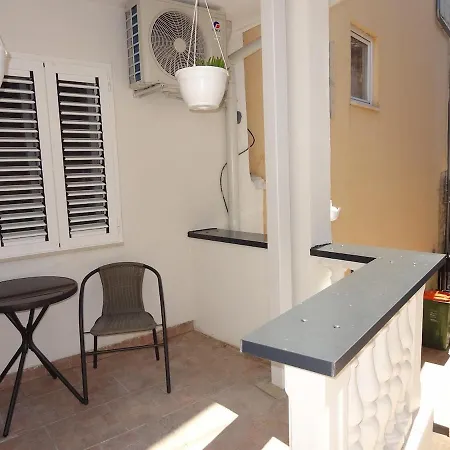 Vista Sol 3 *